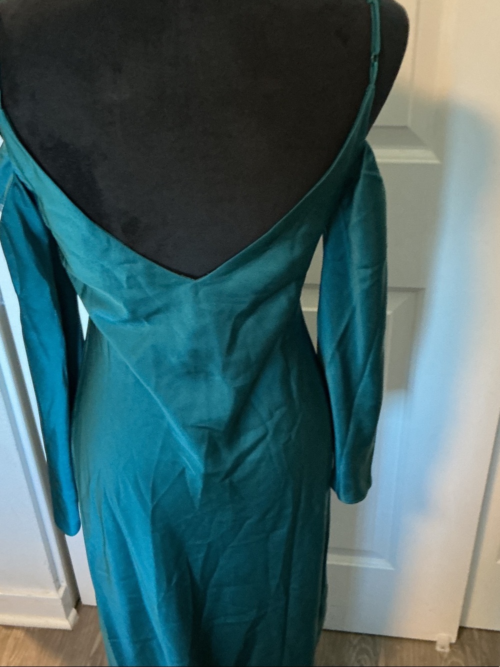 ASOS DESIGN long sleeve fallen shoulder Cami maxi dress 4 NWT Teal Blue - Picture 9 of 14